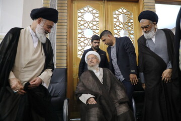 تصاویر/ مراسم بزرگداشت مرحوم آیت‌الله العظمی شبیری‌زنجانی از سوی آیت الله العظمی مکارم شیرازی