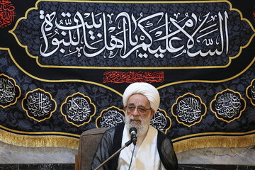 فیلم | حضور در میدان و اهتمام به مسائل آموزشی وظیفه طلاب در شرایطی کنونی است