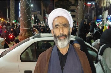 احسان به والدین؛ ادای دینی در مسیر تعالی معنوی است
