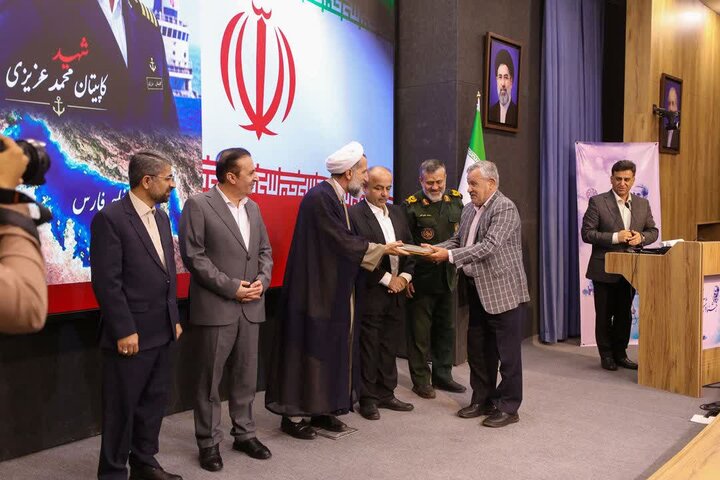 تصاویر /  تجلیل از برگزیدگان جشنواره شهید رجایی با حضور امام جمعه قزوین