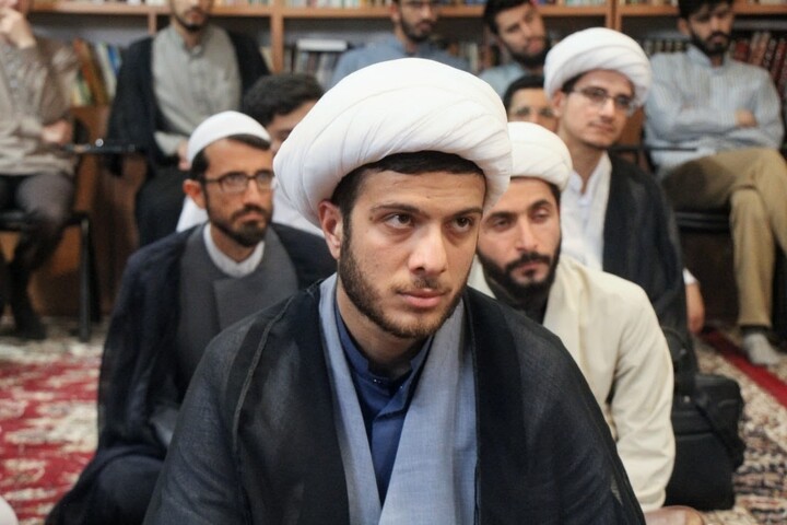 تجلیل از دومین سالگرد شهید نصرالله در مرکز صاحب الامر عج