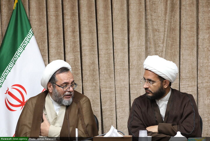 المدعي الخاص لرجال الدين في محافظة قم يزور مركز الإعلام والفضاء الافتراضي للحوزات العلمية