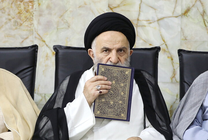 تصاویر/ مراسم بزرگداشت آیت‌الله العظمی شبیری‌زنجانی از آیت الله العظمی مکارم شیرازی