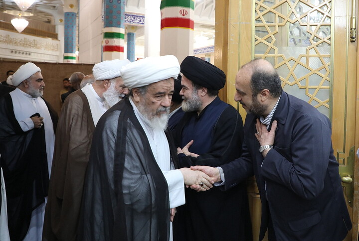 تصاویر/ مراسم بزرگداشت آیت‌الله العظمی شبیری‌زنجانی از آیت الله العظمی مکارم شیرازی