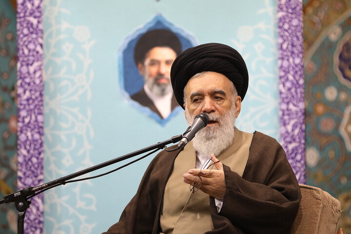 تصاویر/ مراسم بزرگداشت آیت‌الله العظمی شبیری‌زنجانی از آیت الله العظمی مکارم شیرازی