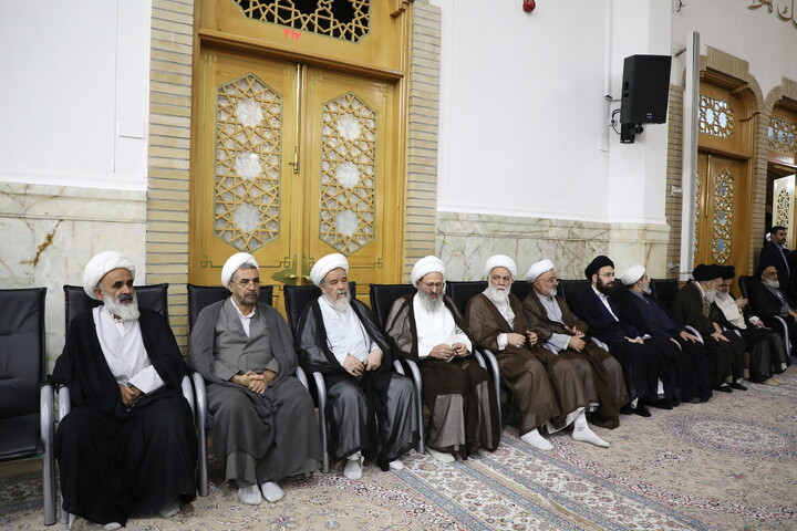 تصاویر/ مراسم بزرگداشت آیت‌الله العظمی شبیری‌زنجانی از آیت الله العظمی مکارم شیرازی
