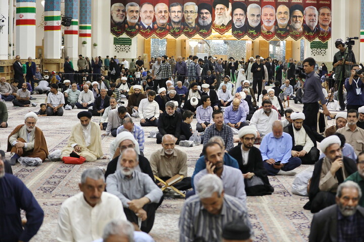 تصاویر/ مراسم بزرگداشت آیت‌الله العظمی شبیری‌زنجانی از آیت الله العظمی مکارم شیرازی