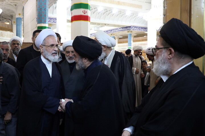 تصاویر/ مراسم بزرگداشت آیت‌الله العظمی شبیری‌زنجانی از آیت الله العظمی مکارم شیرازی