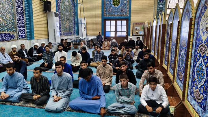 تصاویر/آیین افتتاحیه سال تحصیلی مدرسه علمیه امام خمینی (ره) شهرستان بندر امام خمینی برگزار شد