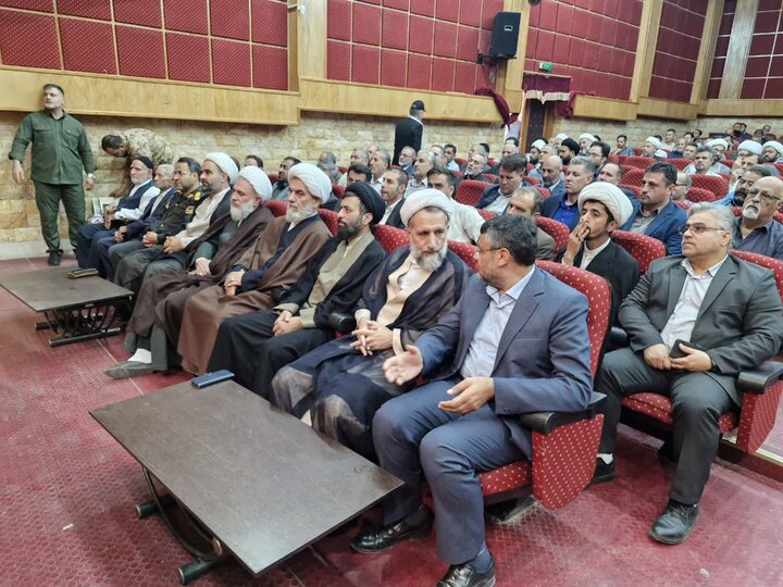 تصاویر / امام جمعه جدید شهرستان بویین زهرا معرفی شد