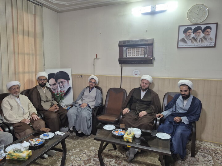 تصاویر/ نشست مدیران پژوهش مدارس علمیه کاشان