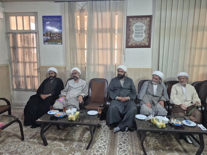 تصاویر/ نشست مدیران پژوهش مدارس علمیه کاشان