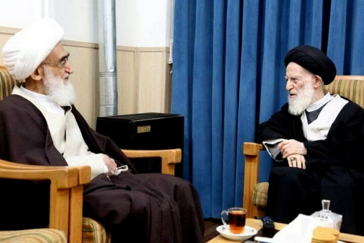 مراسم بزرگداشت آیت‌الله العظمی شبیری‌زنجانی(ره) از طرف آیت‌الله العظمی نوری‌همدانی