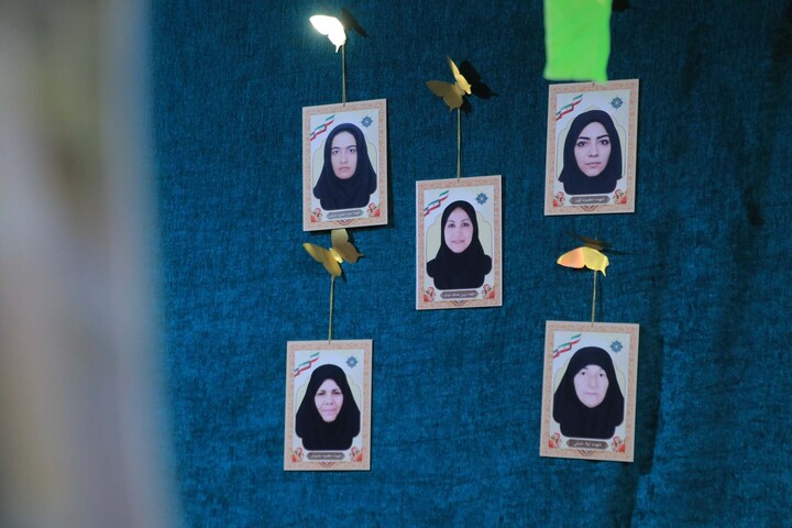 تصاویر| نمایشگاه رسالت جهادی علما خراسان جنوبی در هفته دفاع مقدس