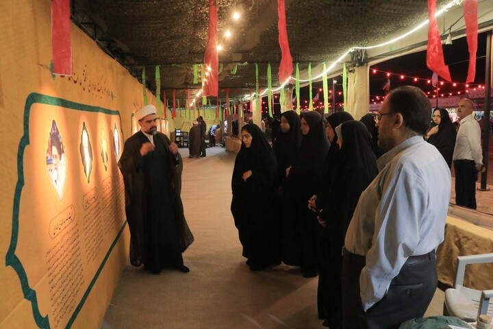 تصاویر| نمایشگاه رسالت جهادی علما خراسان جنوبی در هفته دفاع مقدس