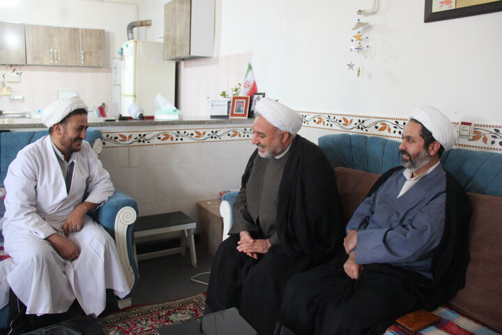 تصاویر / دیدار معاون تبلیغ و امور فرهنگی حوزه علمیه استان قزوین از مبلغین هجرت استان