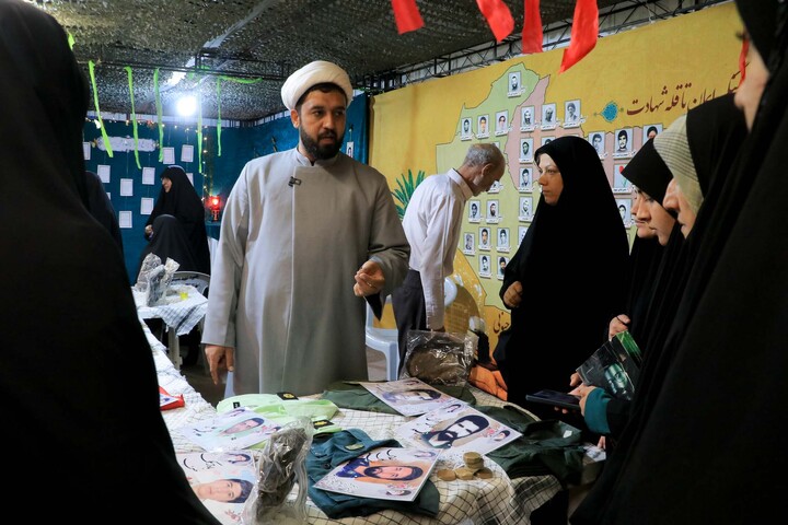 تصاویر| غرفه یادگار خاکی در نمایشگاه دفاع مقدس