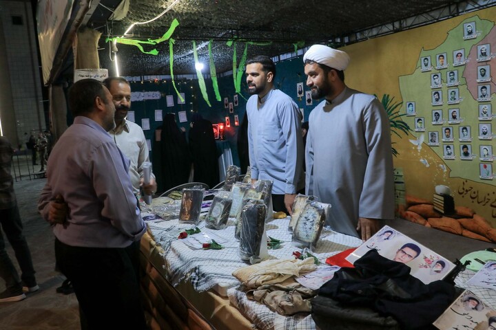 تصاویر| غرفه یادگار خاکی در نمایشگاه دفاع مقدس