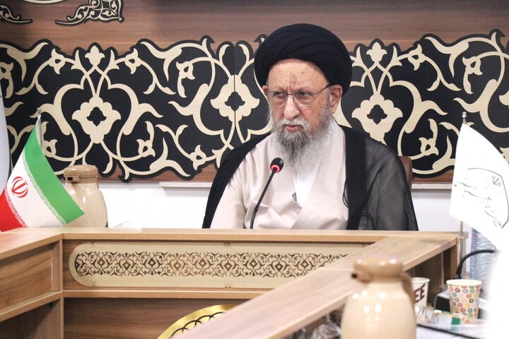 تصاویر / نشست صمیمی مسئولین مدارس علمیه استان گلستان