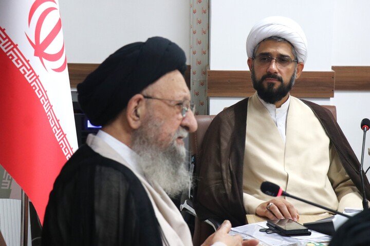 تصاویر / نشست صمیمی مسئولین مدارس علمیه استان گلستان