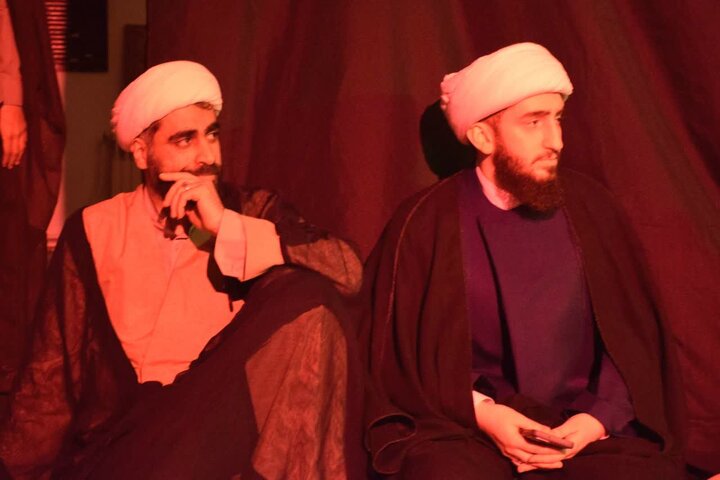 تصاویر/ یادواره شهدا در هفته دفاع مقدس در مدرسه علمیه خاتم الانبیاء (ص) بابل