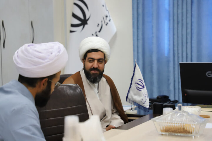 تصاویر/ دیدار امام جمعه شهرستان قروه با مدیر حوزه علمیه کردستان