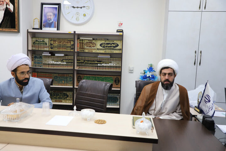 تصاویر/ دیدار امام جمعه شهرستان قروه با مدیر حوزه علمیه کردستان