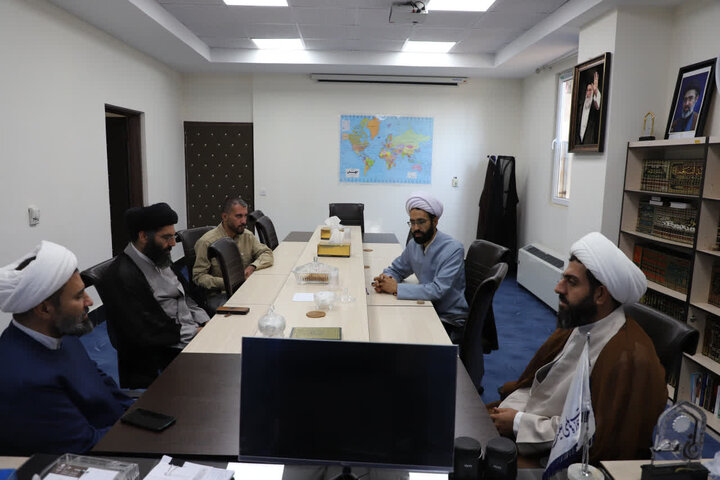 تصاویر/ دیدار امام جمعه شهرستان قروه با مدیر حوزه علمیه کردستان