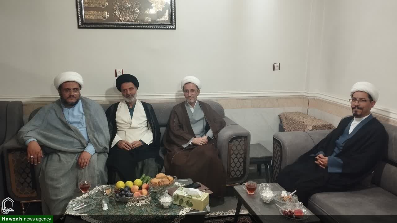 طرح «نعم‌العون» با تکریم خادمان فرهنگی و خانواده‌های آنان آغاز شد