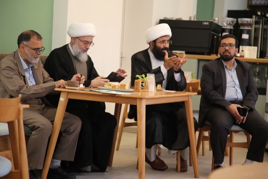 بازدید اعضای کمسیون فرهنگی مجلس از مجموعه های دفتر تبلیغات اسلامی