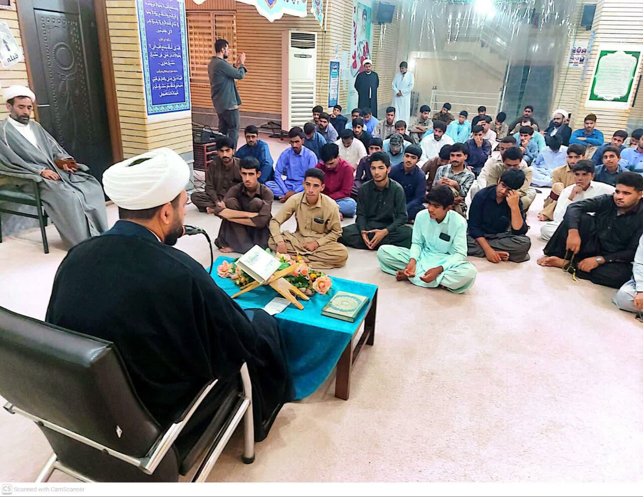 نخستین نشست علمی سال تحصیلی مدرسه علمیه امام علی(ع) ایرانشهر برگزار شد