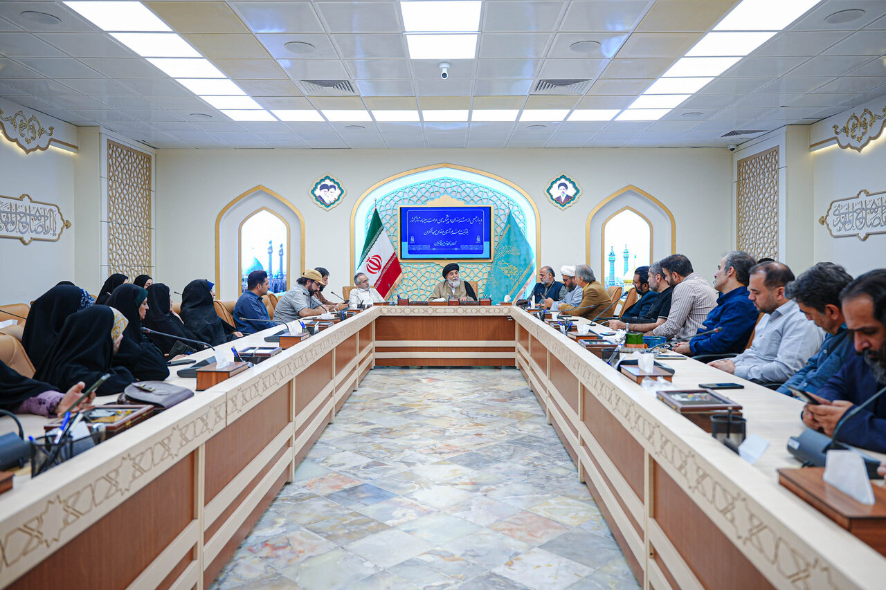 مسجد جمکران آماده توسعه همکاری با هنرمندان در عرصه مهدویت