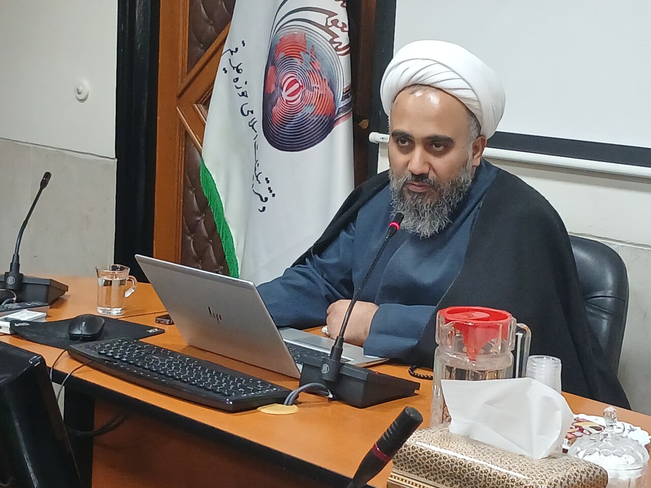 بانوان با تقویت امید به مقابله با جنگ شناختی کمک کنند