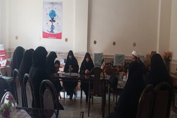 مبلغان خواهر؛ خط مقدم جهاد تبیین و مقابله با روایت‌های انحرافی
