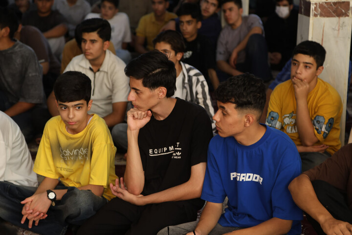 تصاویر / حضور امام جمعه همدان در جمع دانش‌آموزان