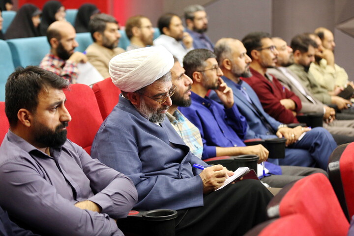 تصاویر/ نشست مدیران مدارس امین نوع یک