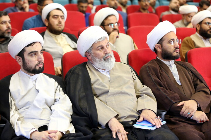تصاویر/ نشست مدیران مدارس امین نوع یک