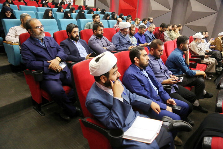 تصاویر/ نشست مدیران مدارس امین نوع یک
