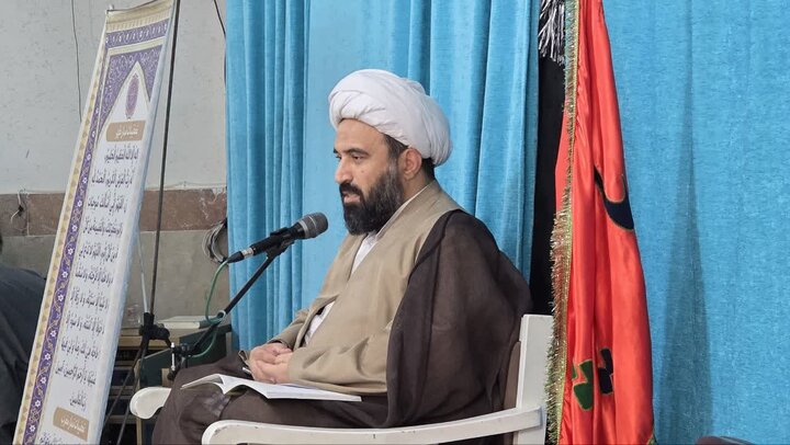 تصاویر/ نشست مدیریت و کادر مدرسه علمیه امام خمینی (ره) ارومیه با طلاب