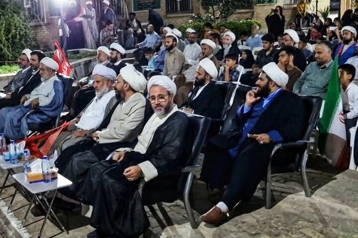 تصاویر/ گرامیداشت هفته دفاع مقدس و یادواره شهداء در مجتمع تخصصی تبلیغ برگزار شد