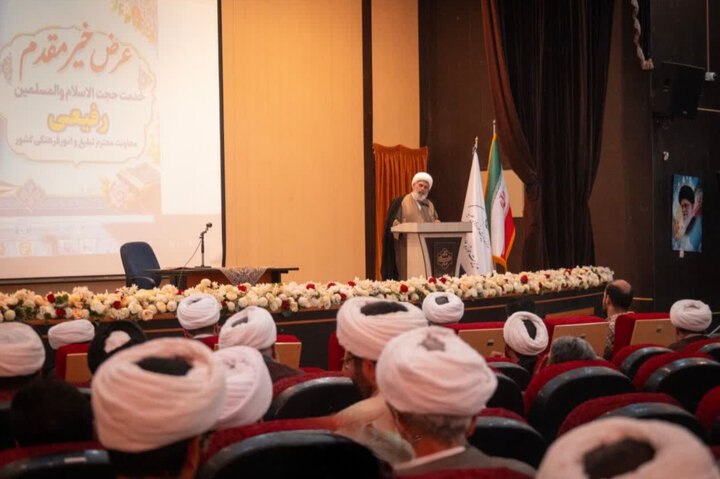 تصاویر/همایش سالانه مبلغین استان مرکزی در دانشگاه امیرکبیر اراک