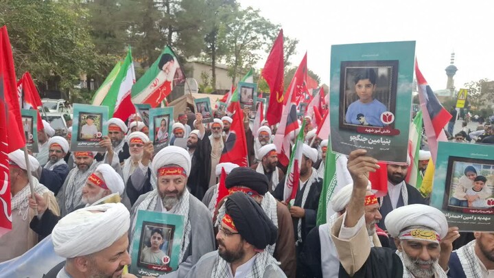 تصاویر |حضورمقتدارنه روحانیون نهادهای حوزوی اصفهان در رزمایش جانفدا