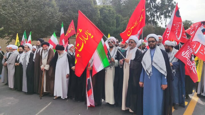 تصاویر |حضورمقتدارنه روحانیون نهادهای حوزوی اصفهان در رزمایش جانفدا