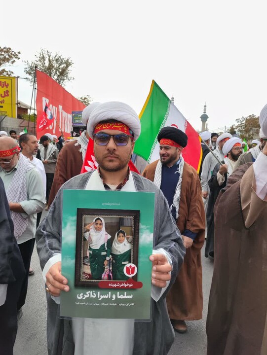 تصاویر |حضورمقتدارنه روحانیون نهادهای حوزوی اصفهان در رزمایش جانفدا