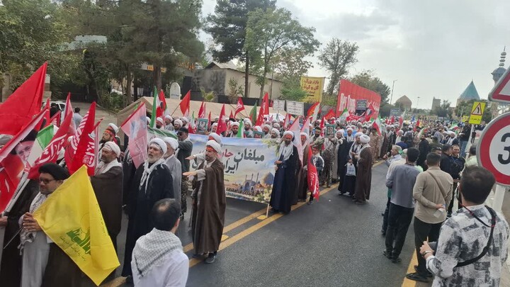 تصاویر |حضورمقتدارنه روحانیون نهادهای حوزوی اصفهان در رزمایش جانفدا