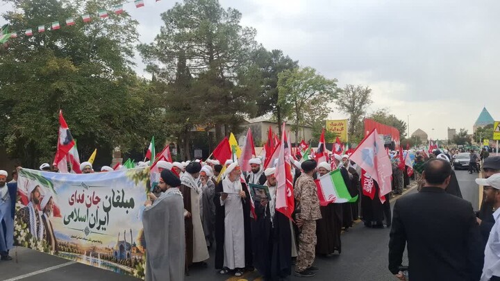 تصاویر |حضورمقتدارنه روحانیون نهادهای حوزوی اصفهان در رزمایش جانفدا