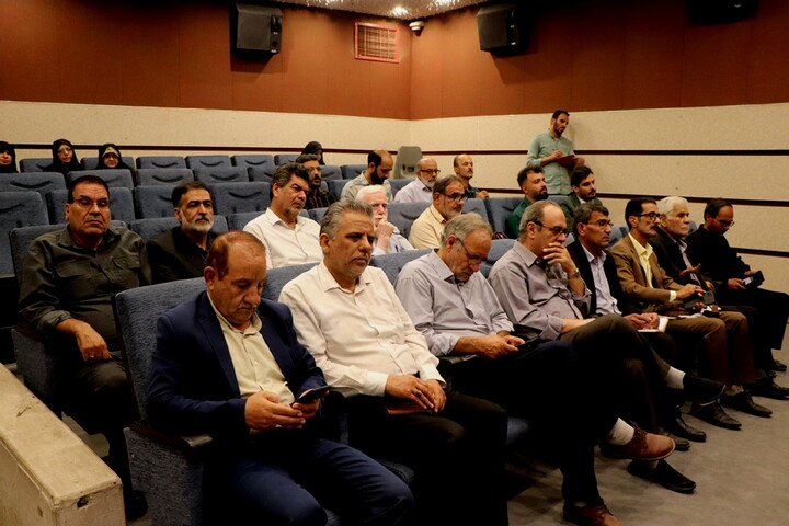 تصاویر/ همایش ملی و بزرگداشت علامه حسن حسن زاده آملی در اصفهان