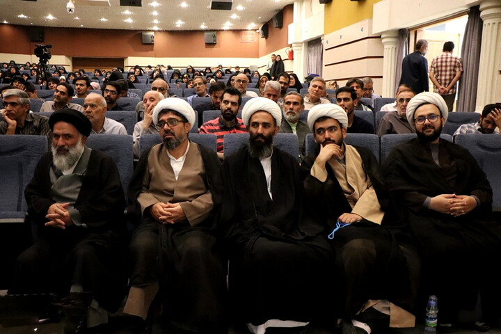 تصاویر/ همایش ملی و بزرگداشت علامه حسن حسن زاده آملی در اصفهان