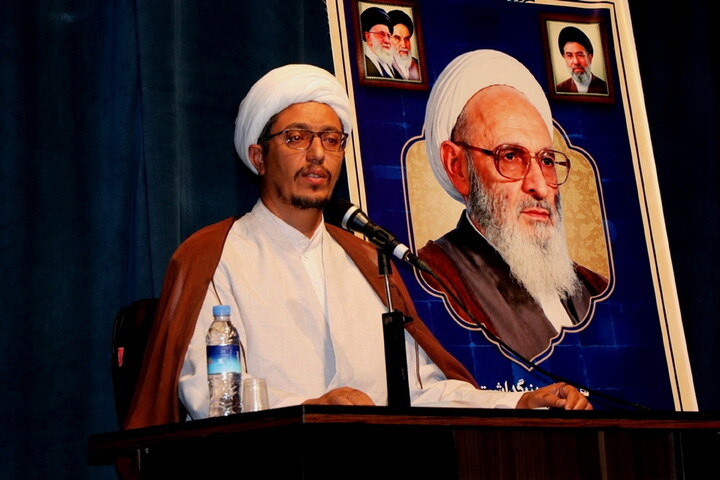 تصاویر/ همایش ملی و بزرگداشت علامه حسن حسن زاده آملی در اصفهان
