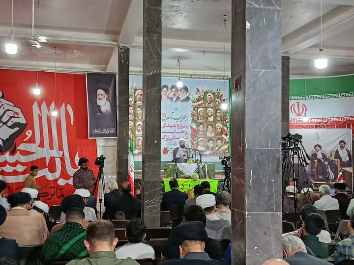 تصاویر/مراسم گرامیداشت شهدا و آیت‌الله العظمی شبیری زنجانی در اراک